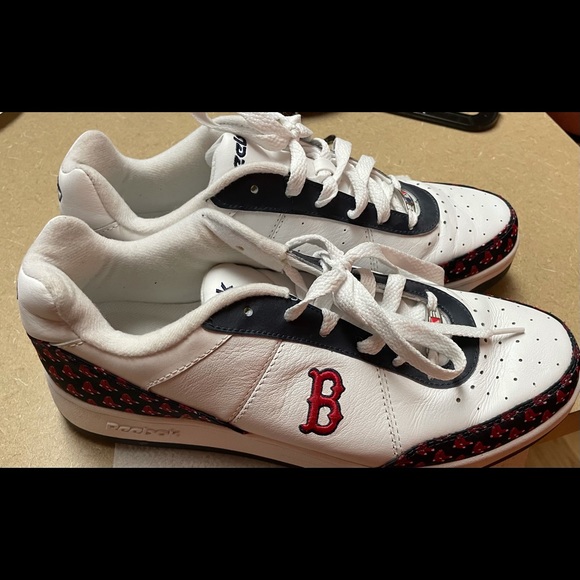 Men’s Authentic Red Sox Sneakers - Picture 3 of 5
